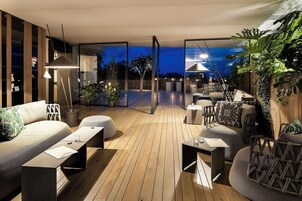 Bar (en la propiedad)