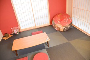 Soundproofing, rollaway beds, free WiFi, bed sheets - FUJITAYA BnB (Kyoto)
