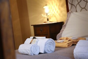 Trang trí khác biệt, trang bị nội thất với thiết kế riêng biệt 
