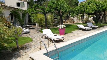 Piscina externa