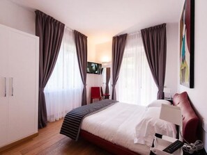 Apartemen, 3 kamar tidur (Via Luigi Bozzo, 33) | Brankas, meja kerja, setrika/meja setrika, dan Wi-Fi gratis