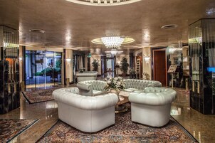 Sala de estar en el lobby