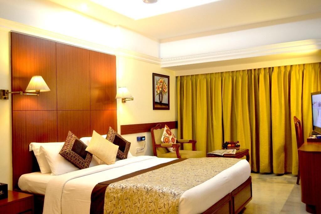 In-room safe, desk, blackout drapes, soundproofing