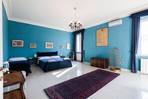 أغطية فراش متميزة ومكتب وواي فاي مجانًا