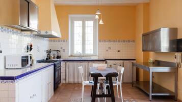 Televisión de pantalla plana