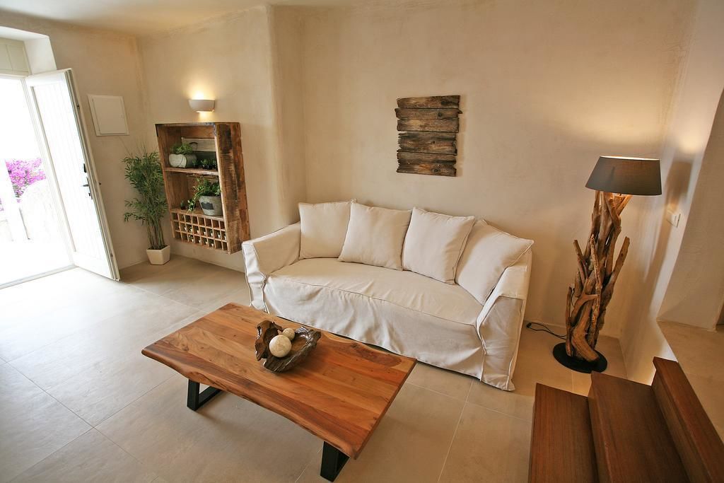 junior suite, hot tub (apollon light) | 1 bedroom, in-room safe, soundproofing, free wifi