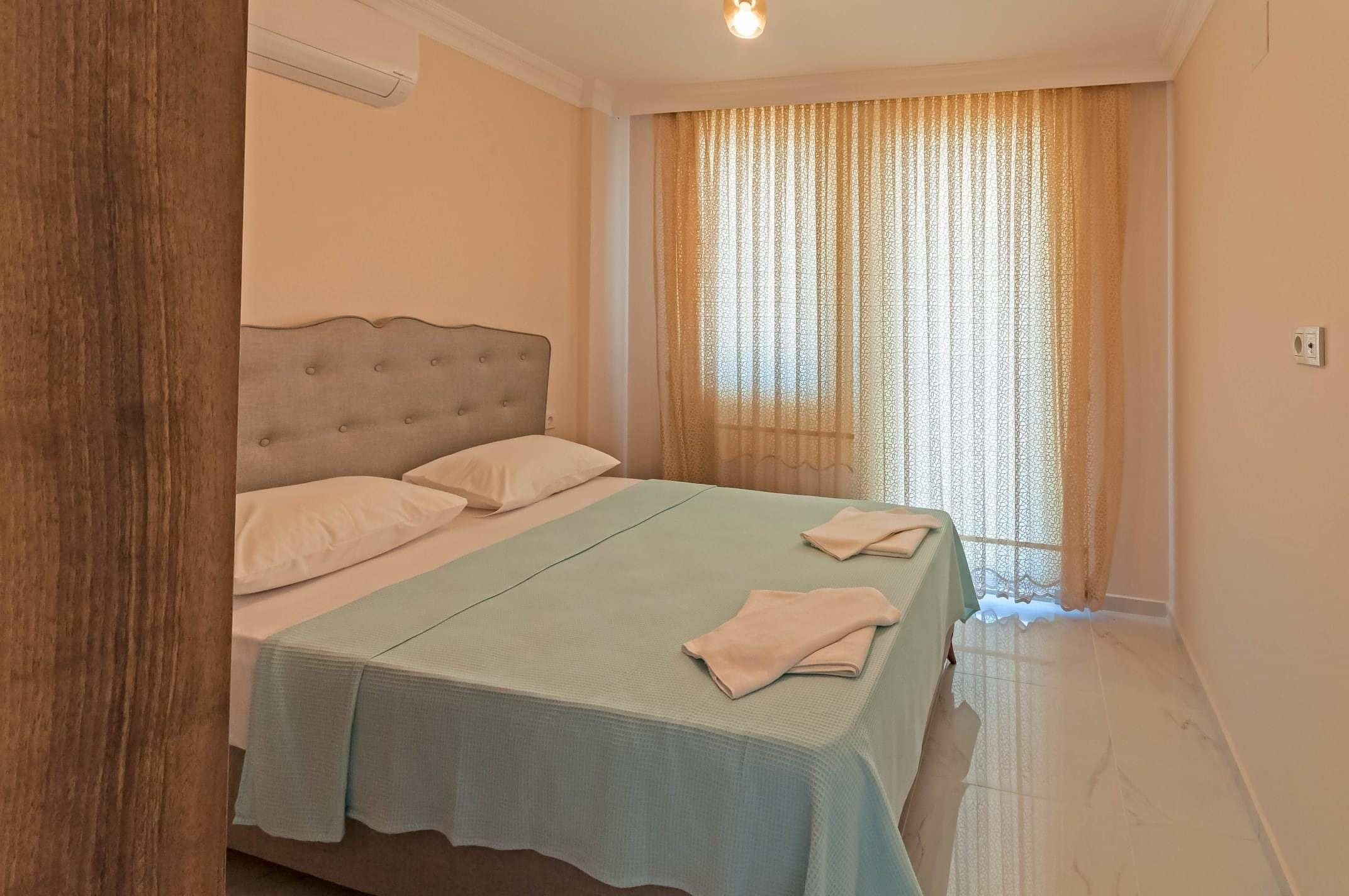 Family Villa, 3 Bedrooms, Private Pool | 1 dormitorio, caja fuerte, escritorio y tabla de planchar con plancha