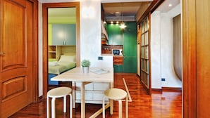 Apartment, 2 Bedrooms, Balcony | In-room dining - Pamphili Charme - My Extra Home (Rome)