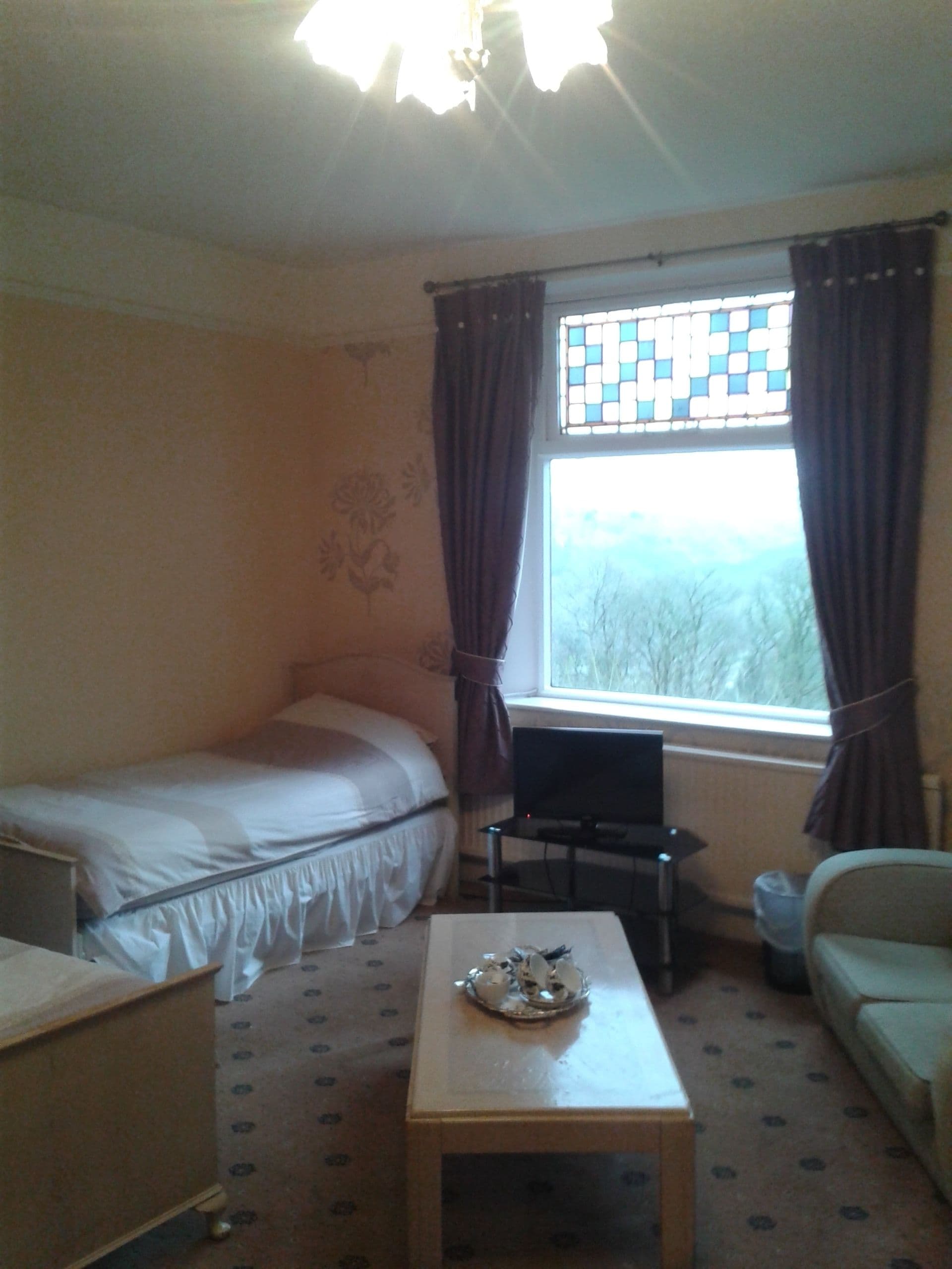 Photo - Oakfield Lodge Guest House Stockport