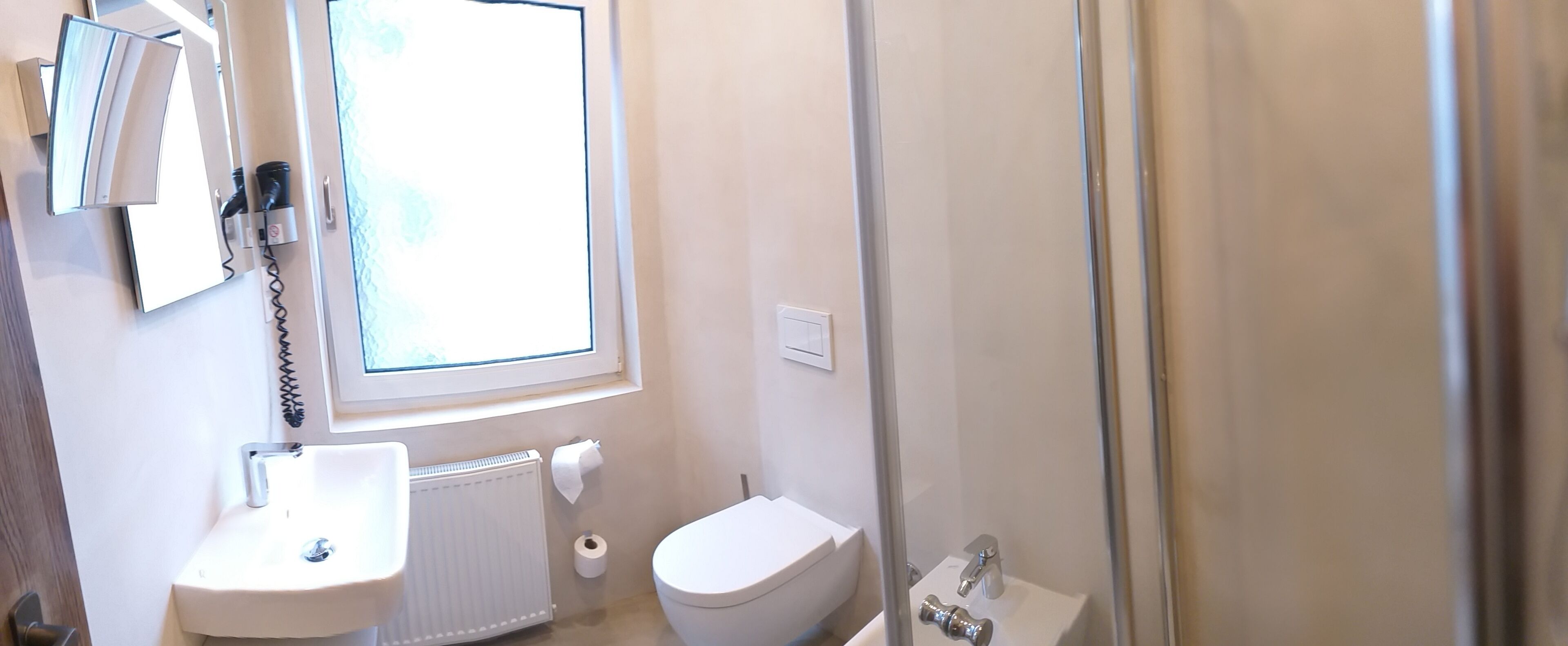 classic double room | bathroom | shower, hair dryer, towels