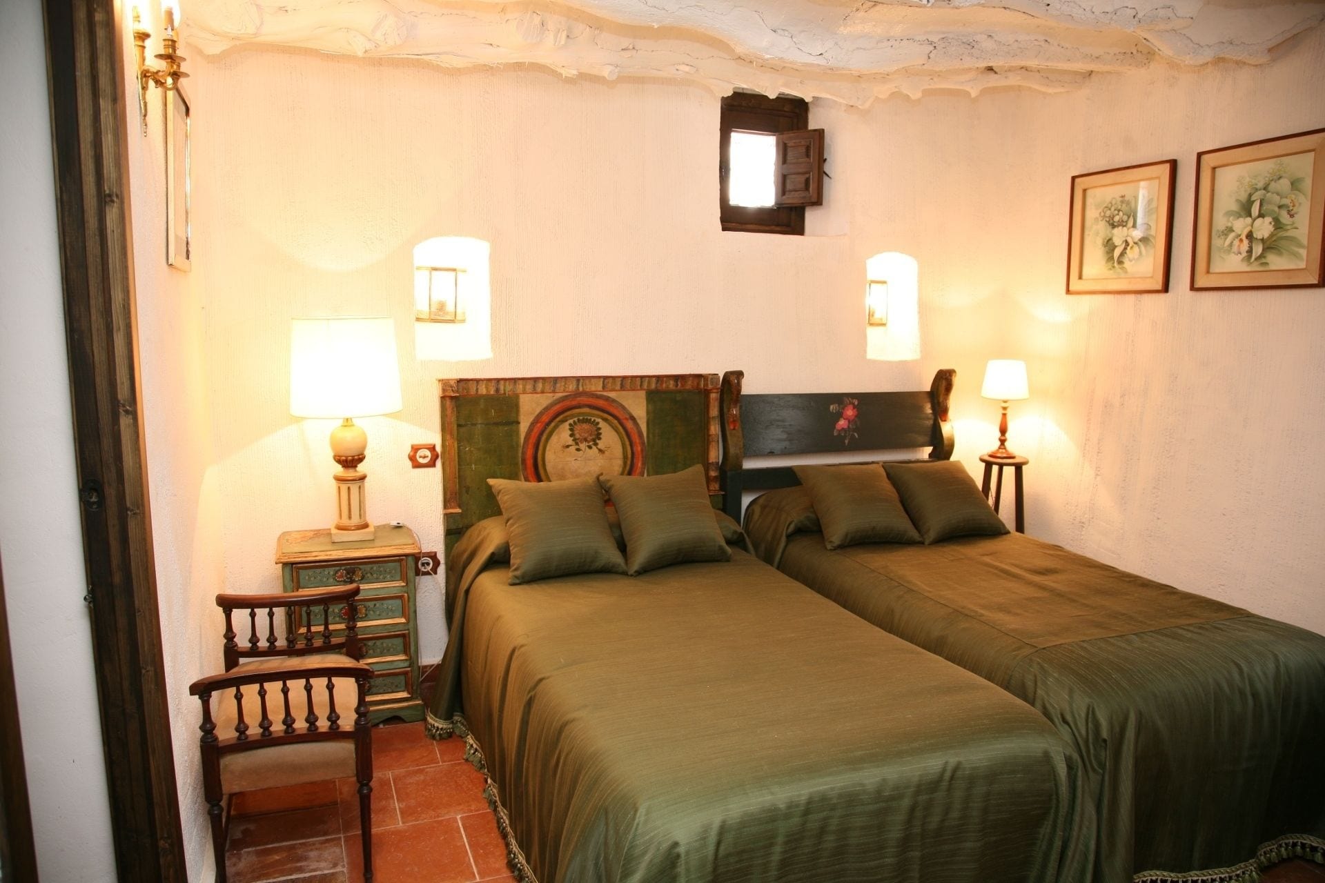 Blackout drapes, soundproofing, cribs (free), rollaway beds (surcharge)