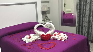 Appartement Familial, 1 lit double | 1 chambre, Wi-Fi gratuit, draps fournis