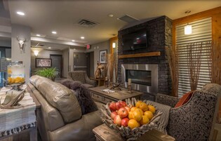 Área de estar no saguão