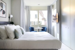 Premium bedding, in-room safe, blackout drapes, soundproofing - Numa Zurich Turi (Zürich)