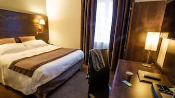 Minibar, bureau, lits bébé (gratuits), lits pliants/supplémentaires