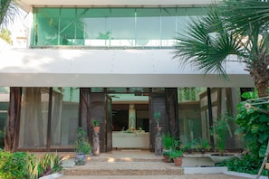 Front of property - Casa La Selva (Cancun)