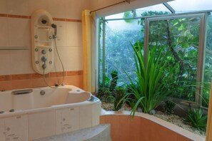 Coba Two Bedroom Suite | Vasca idromassaggio