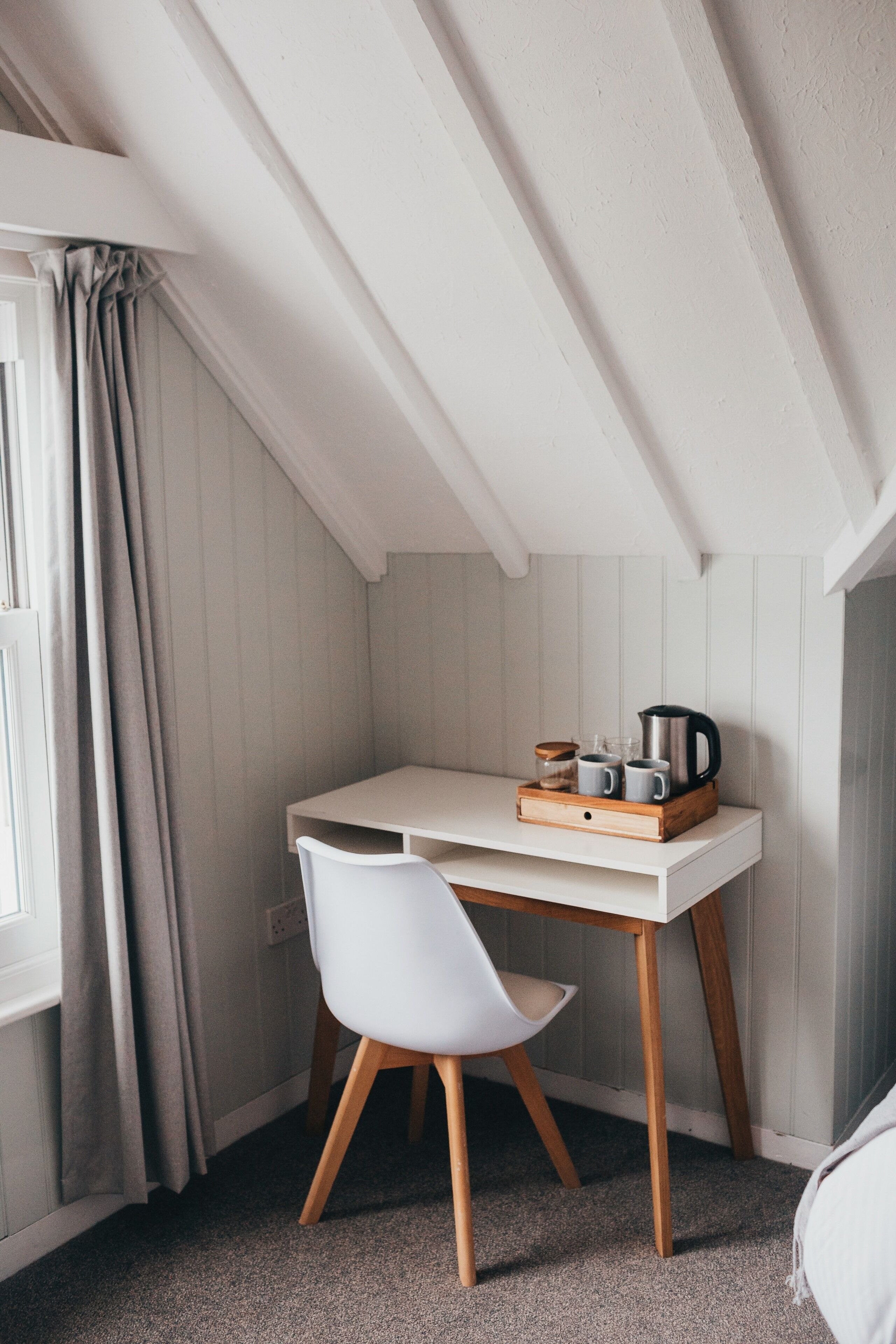 superior double room, ensuite, partial sea view (2nd floor)