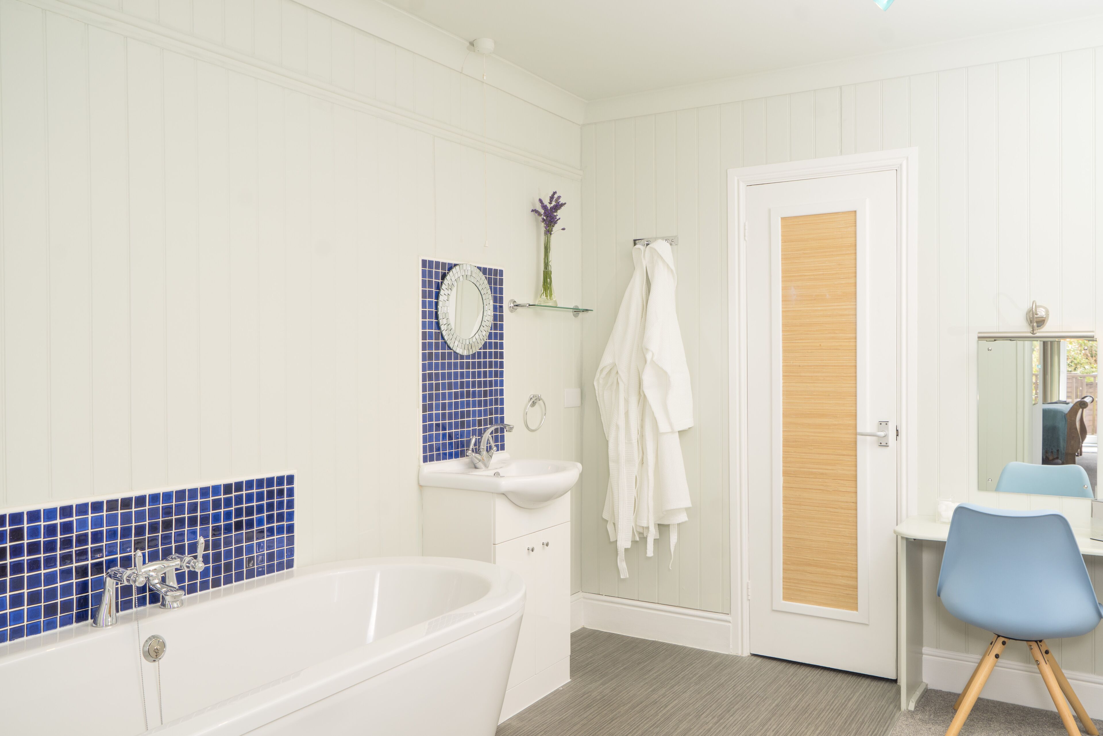 suite, ensuite (harbour suite, 1st floor)