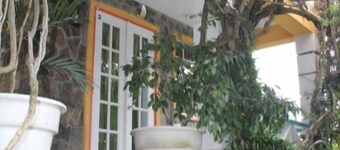 Buttercup Cottage Apartments