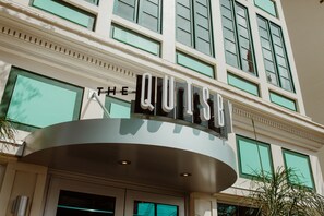 Entrada de la propiedad