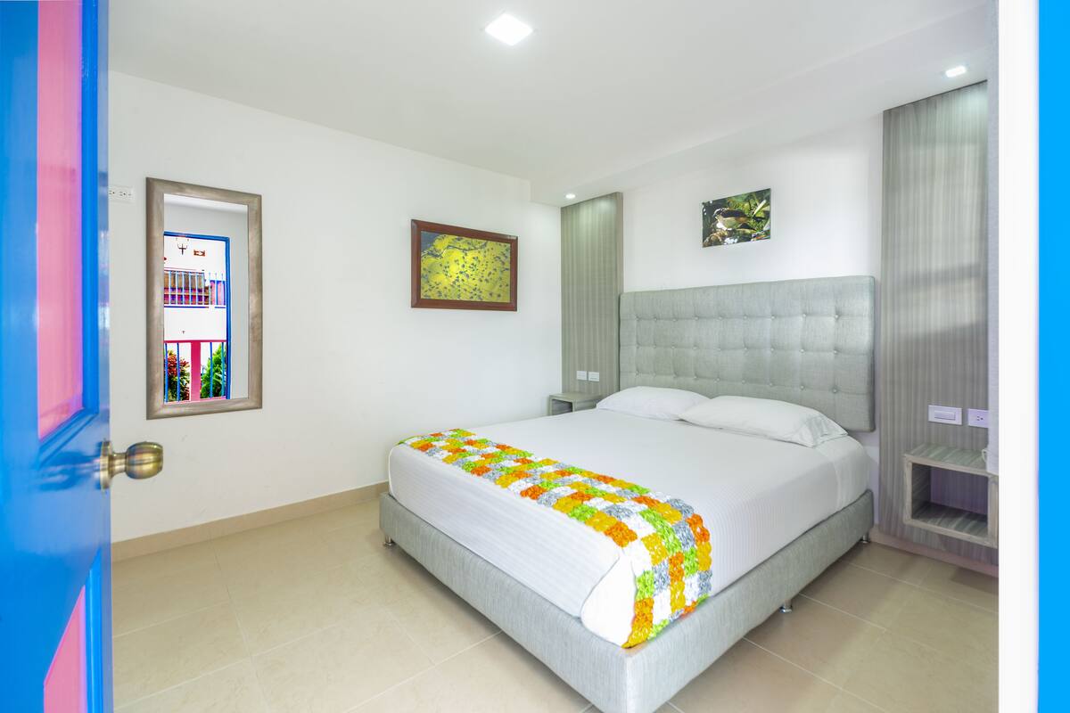 Double Room | Television