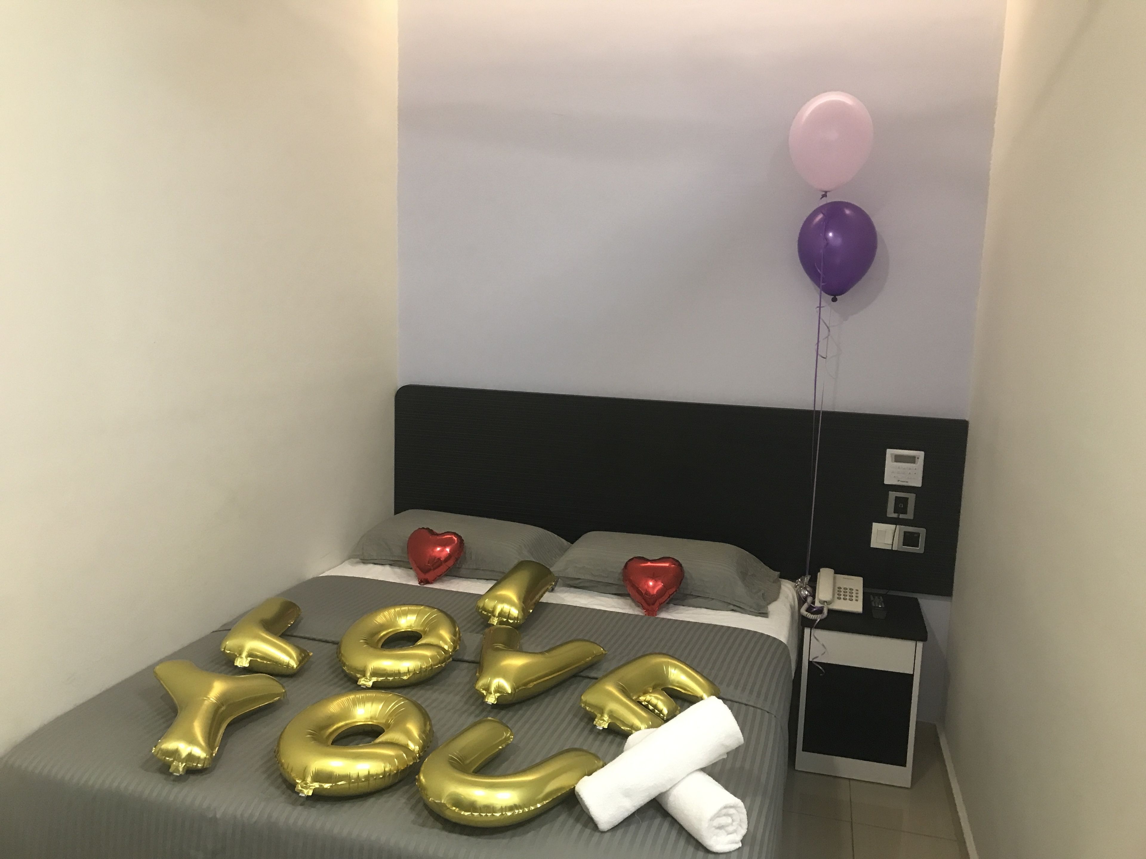 standard queen | desk, iron/ironing board, free wifi, bed sheets