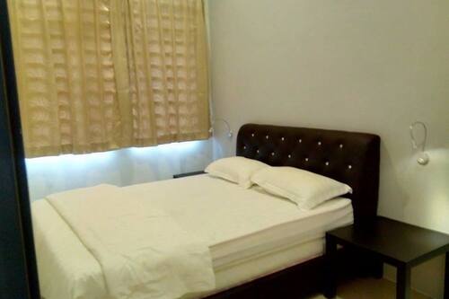 House, 4 Bedrooms