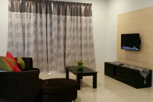 House, 4 Bedrooms