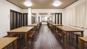 Café da manhã e jantar