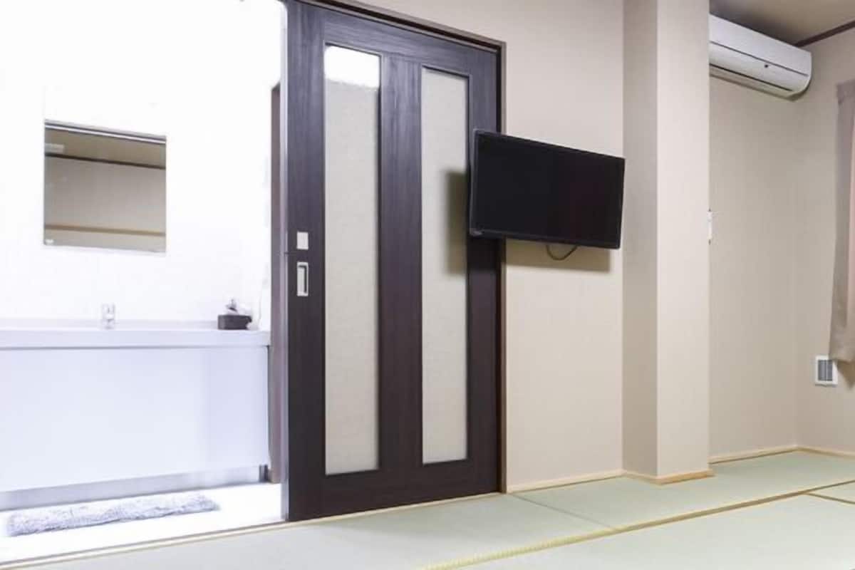 Chambre Tradition, salle de bains privée (Deluxe Japanese Style, for 2~4 People) | Wi-Fi gratuit