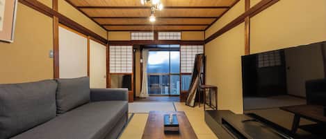 Shiki Homes | HARU 春 | Vue sur le jardin