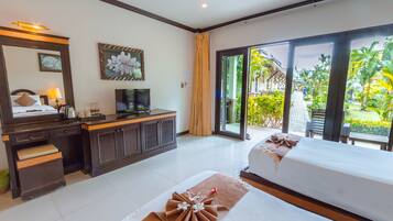Standard Twin Room | Escritorio, cortinas blackout, wifi gratis y ropa de cama