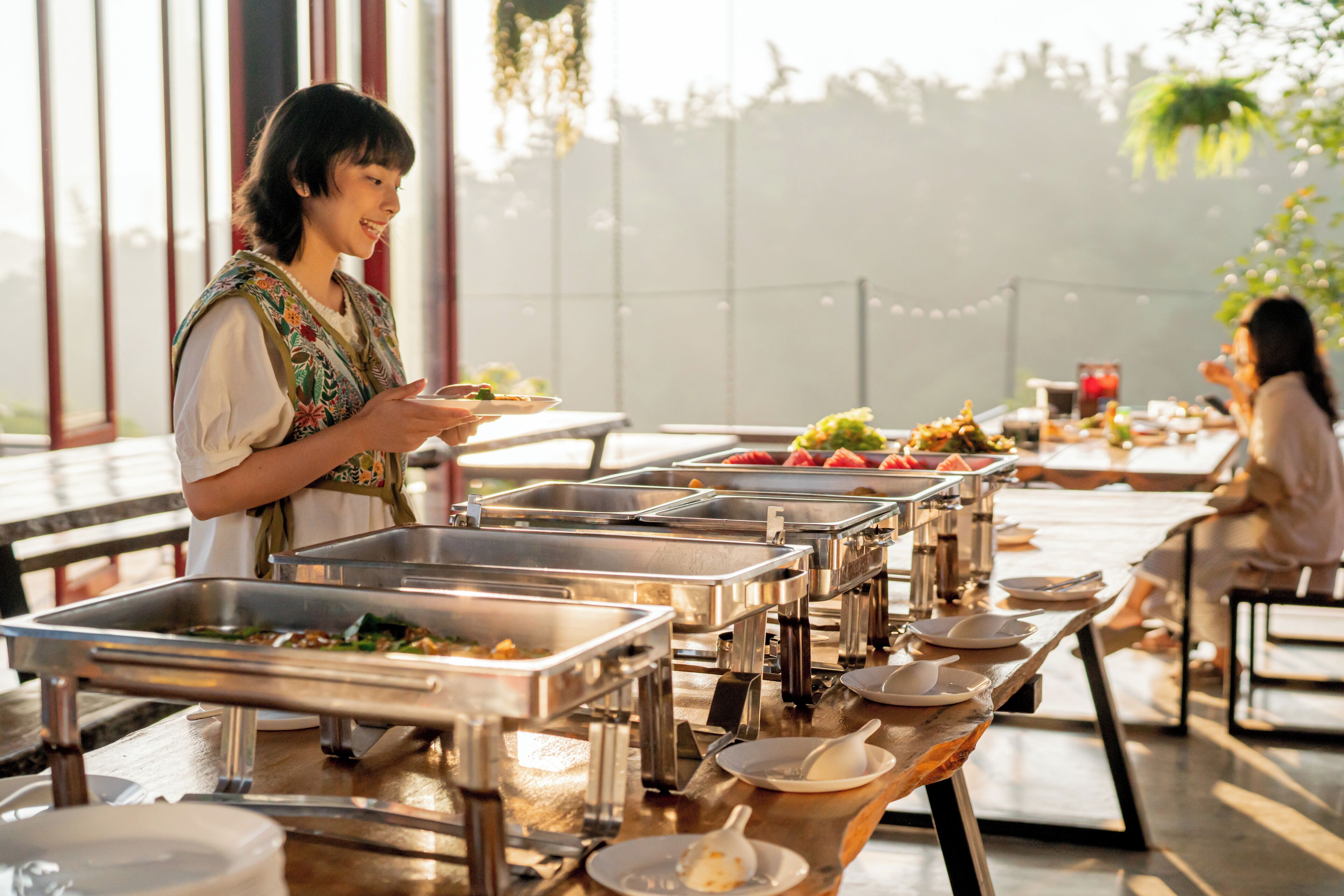 Petit déjeuner, déjeuner et dîner servis sur place, plats Cuisine thaï 