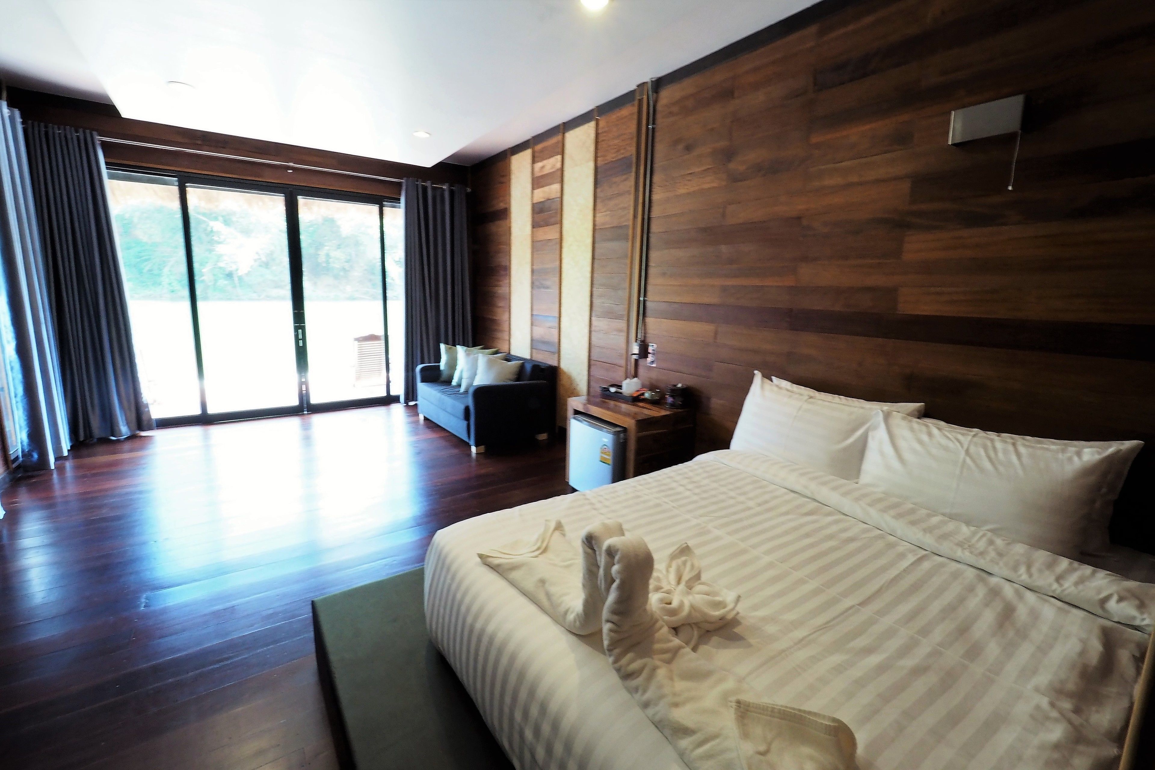 Raft Zone | Desk, free WiFi, bed sheets