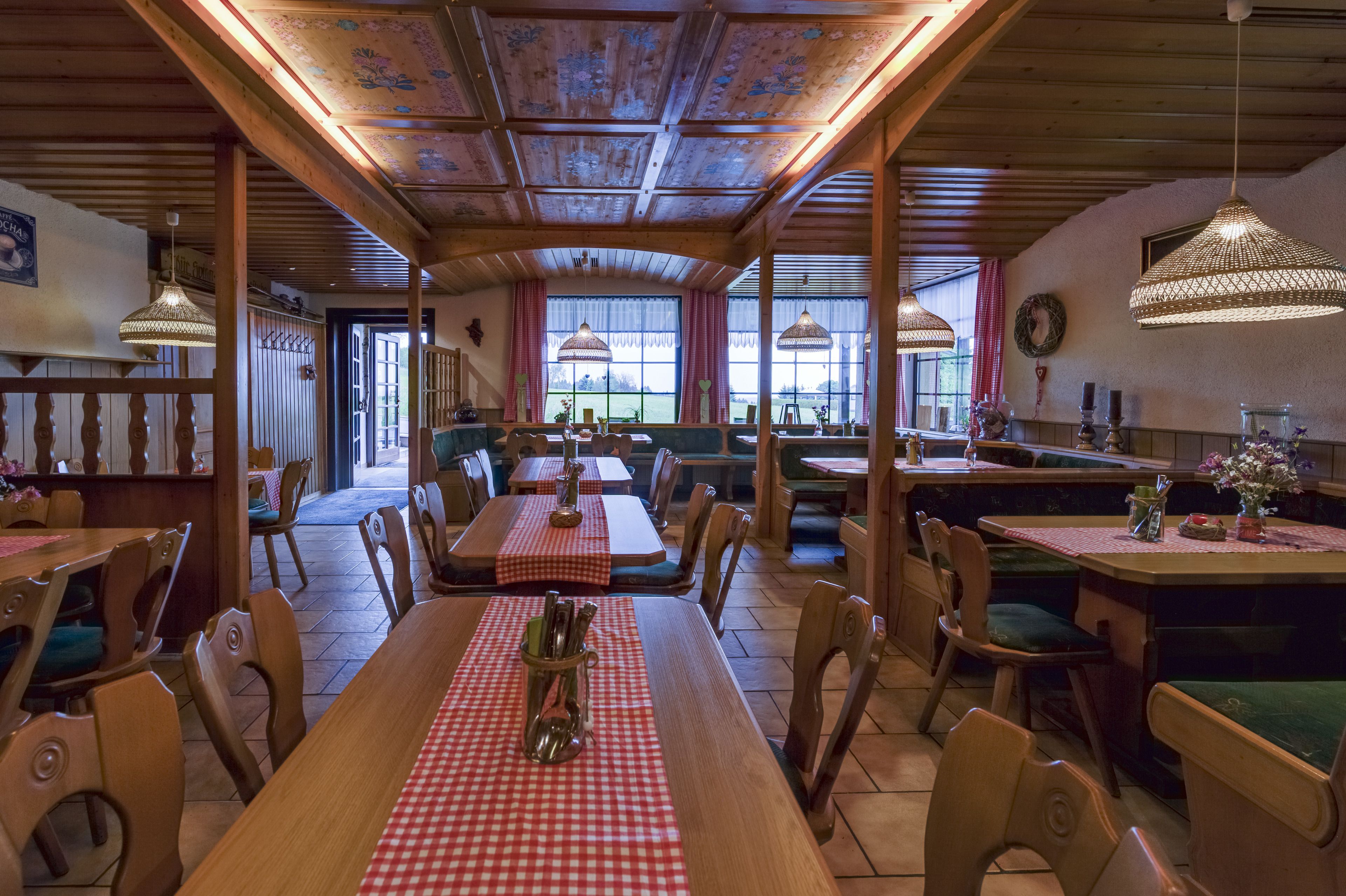 Dinner served, international cuisine