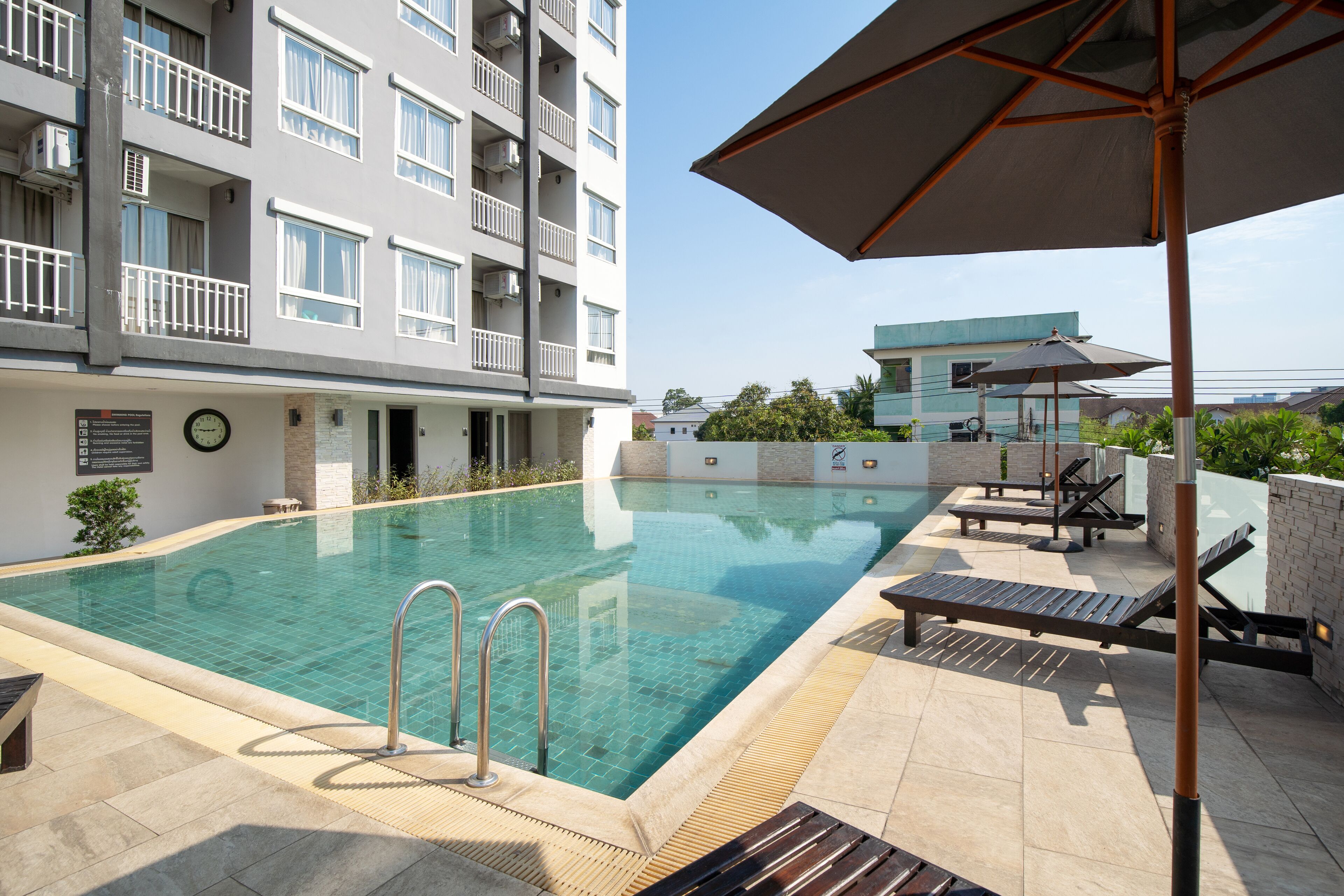 Photo - Leenova Hotel