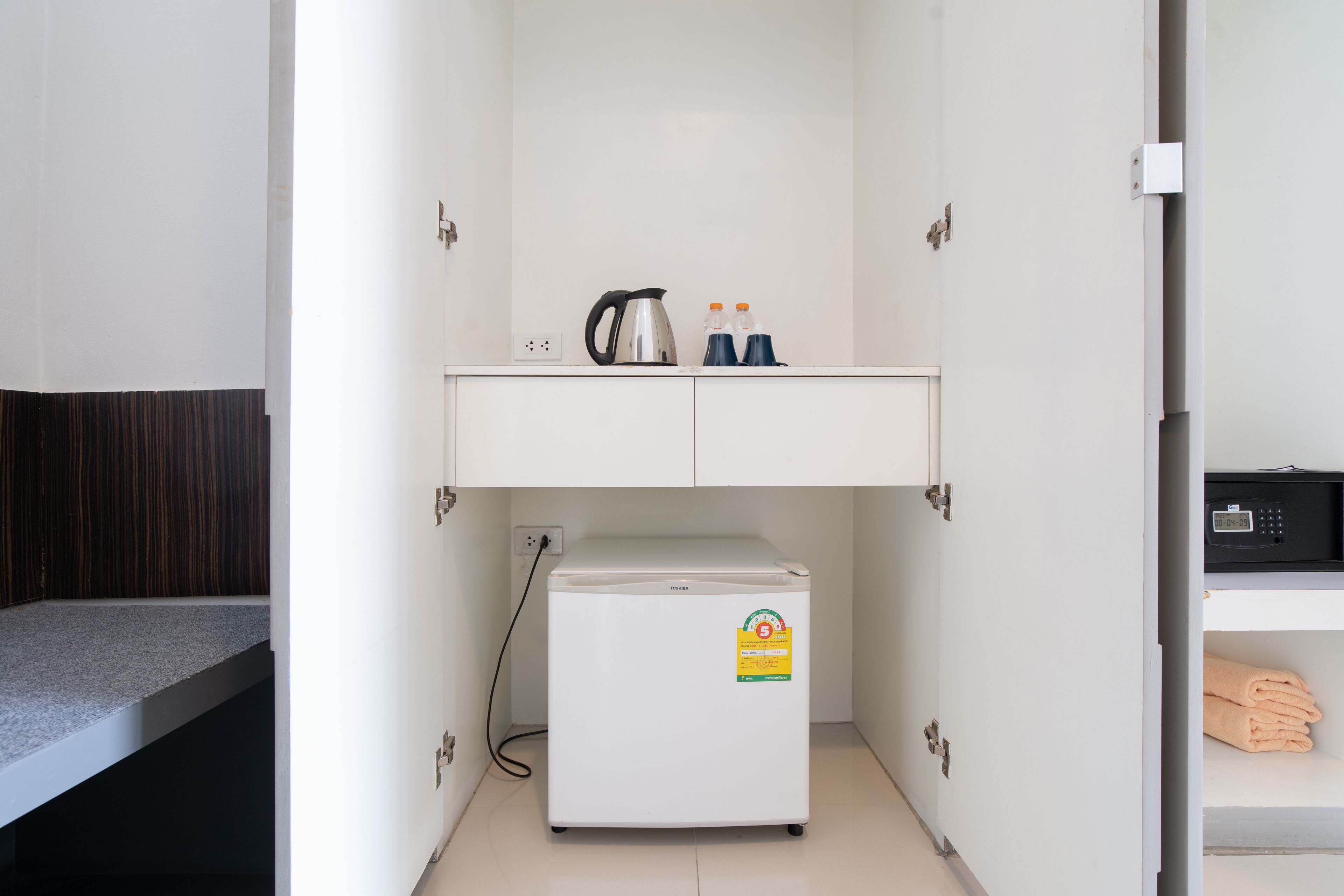 Photo - Leenova Hotel