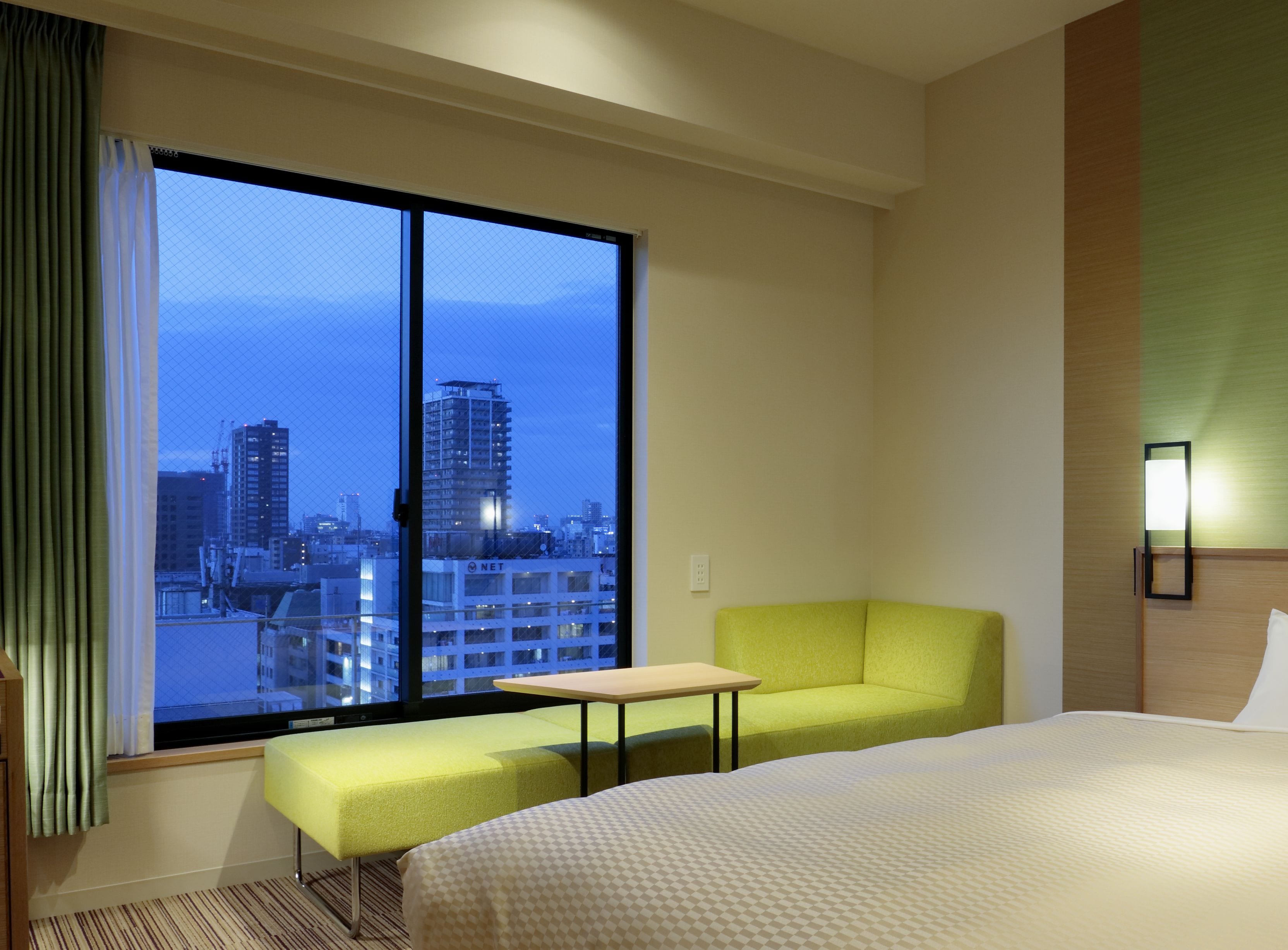 deluxe king room with city view, non smoking | view from room