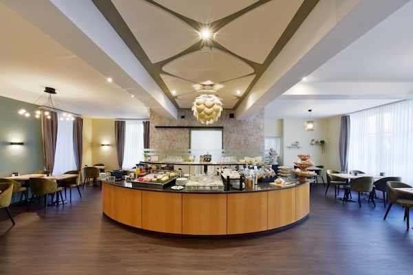 Desayuno de autoservicio todos los días (CHF 18.50 por persona)