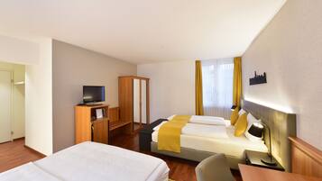 1 quarto, roupas de cama antialérgicas, escrivaninha