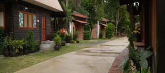 Baan Suan Rim Klong