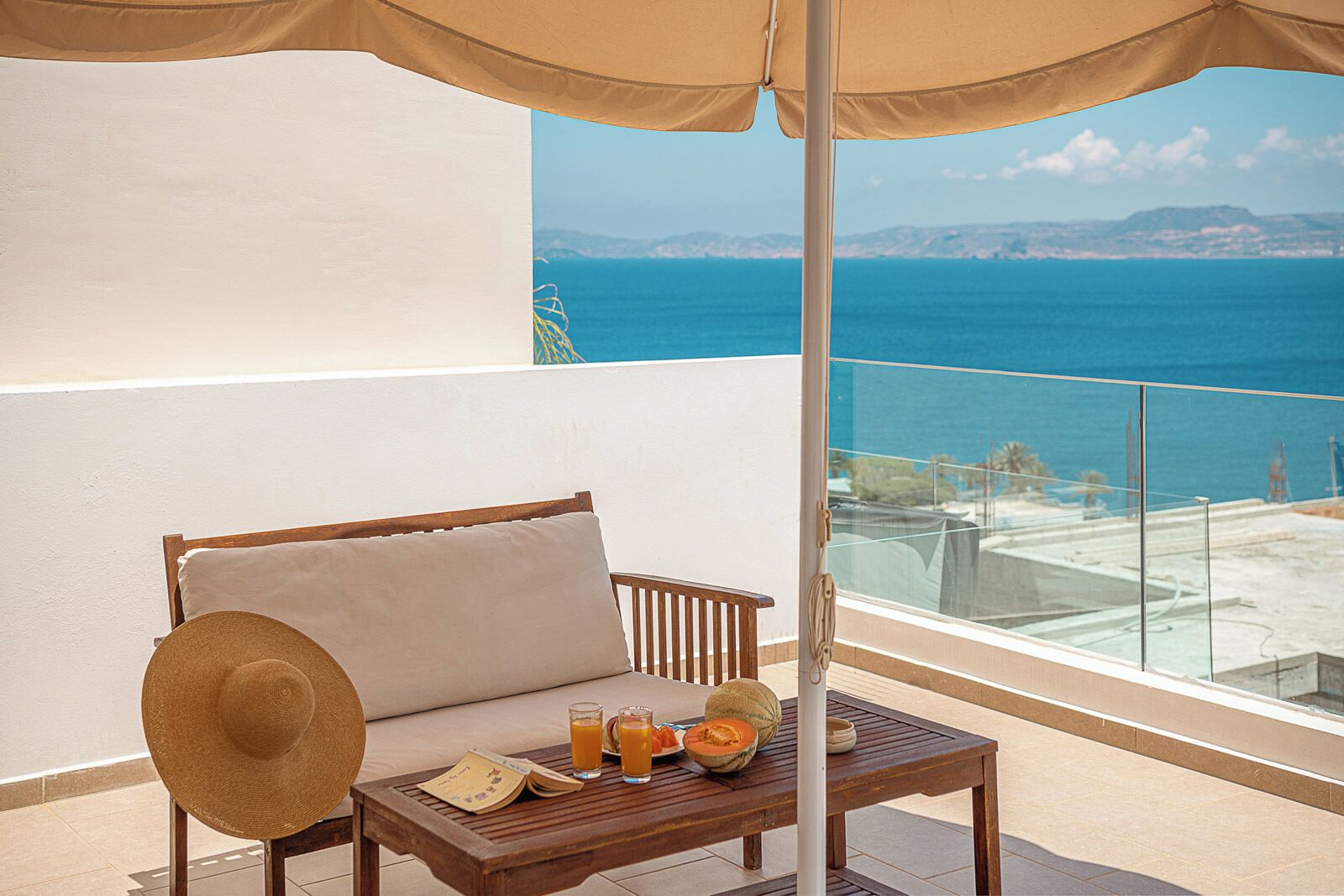 Deluxe Apartment, 1 Bedroom, Sea View | Premium bedding, Select Comfort beds, in-room safe