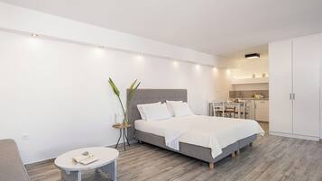 Classic Studio Suite | Premium bedding, Select Comfort beds, in-room safe