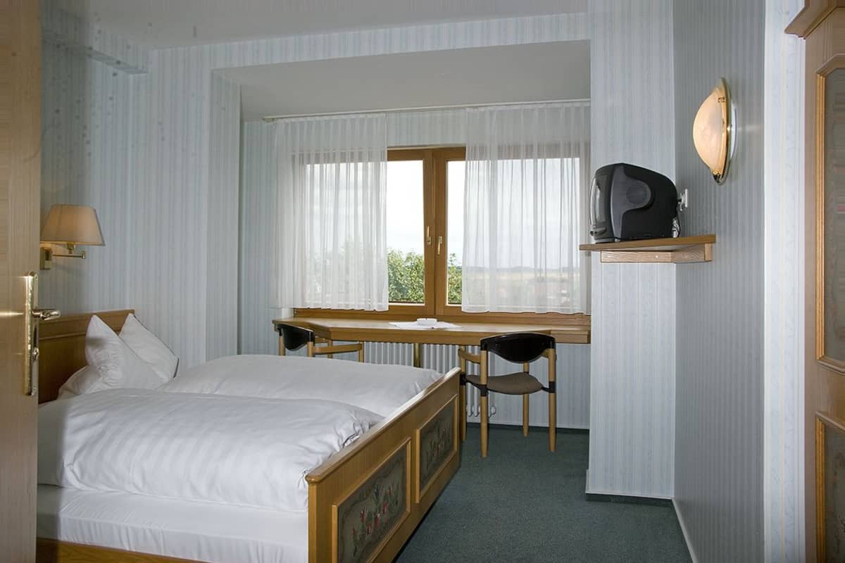 Single Room | In-room safe, desk, soundproofing, free WiFi