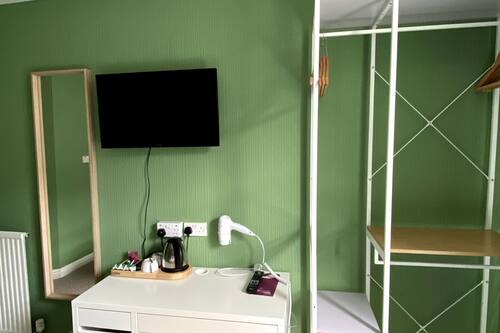 Standaard kamer, 1 twee- of 2 eenpersoonsbedden | Een strijkplank/strijkijzer, gratis wifi