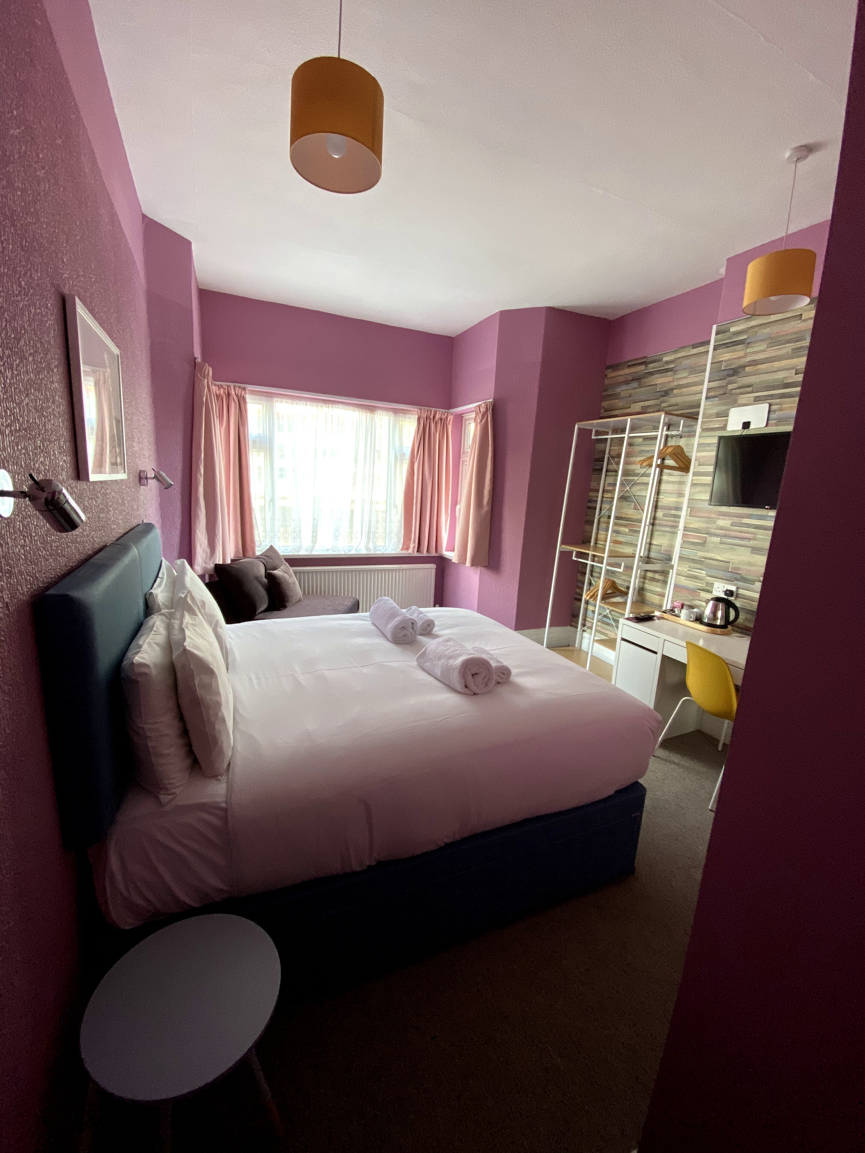 Iron/ironing board, free WiFi