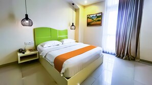Deluxe Double Room | Minibar, in-room safe, desk, soundproofing