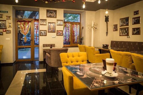 Boomerang Business Hotel