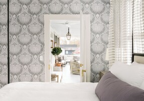 Frette Italian sheets, premium bedding, pillow-top beds, in-room safe